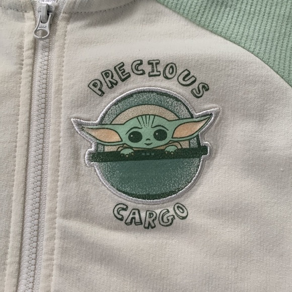 Star Wars Disney Baby Yoda 2 pc. Outfit 24M Green & Ivory EUC Hoodie & Shorts - Picture 4 of 12